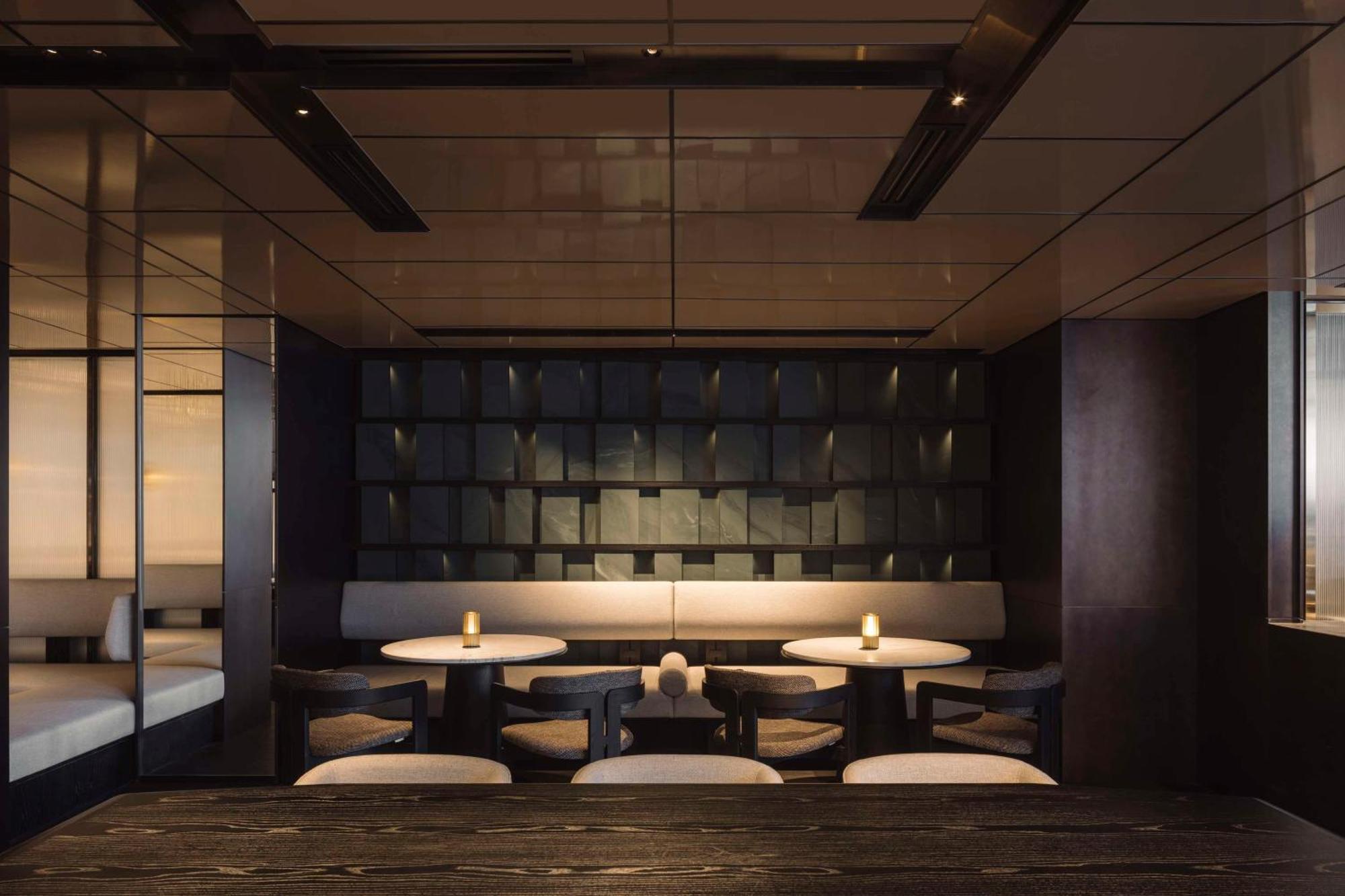 Hilton Singapore Orchard Eksteriør bilde The lounge at the airport