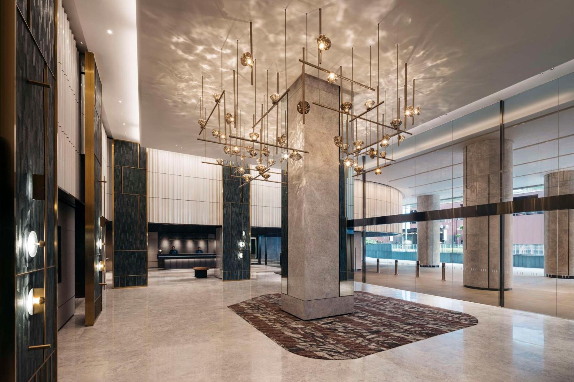 Hilton Singapore Orchard Eksteriør bilde The lobby of the hotel